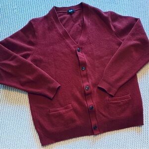 Uniqlo 100% Wool Cardigan Sweater Red XL Button Front Classic